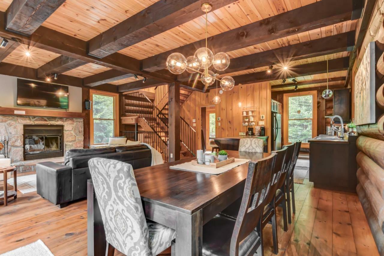 Chic Log Chalet With Hot Tub - Mont-Tremblant North Side By Reserver.Ca Lac-Superieur المظهر الخارجي الصورة