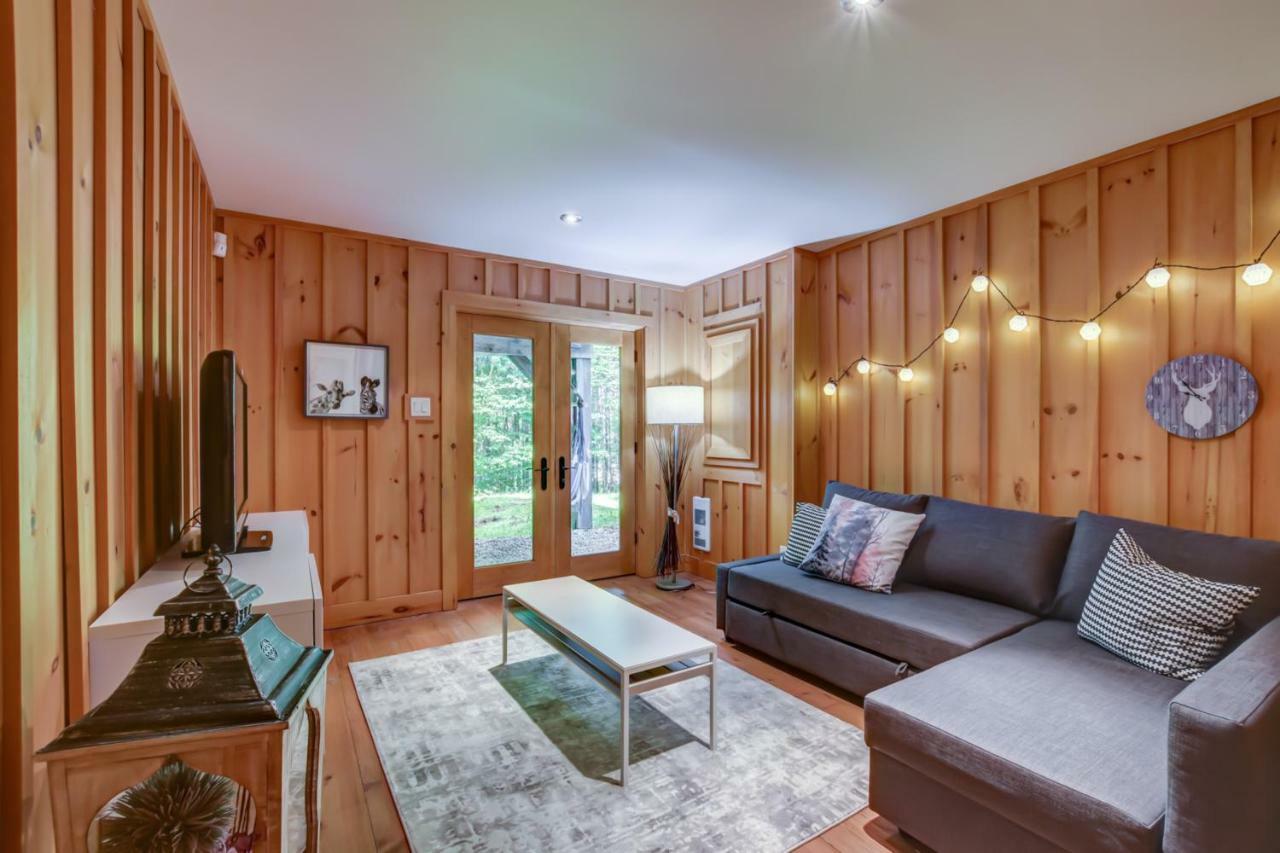 Chic Log Chalet With Hot Tub - Mont-Tremblant North Side By Reserver.Ca Lac-Superieur المظهر الخارجي الصورة