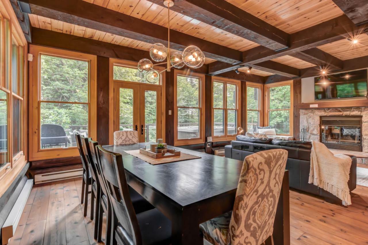 Chic Log Chalet With Hot Tub - Mont-Tremblant North Side By Reserver.Ca Lac-Superieur المظهر الخارجي الصورة