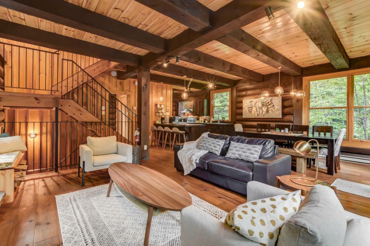 Chic Log Chalet With Hot Tub - Mont-Tremblant North Side By Reserver.Ca Lac-Superieur المظهر الخارجي الصورة